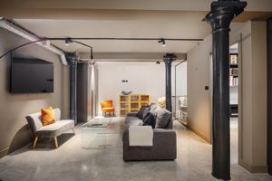 Photo 5- click for photo gallery